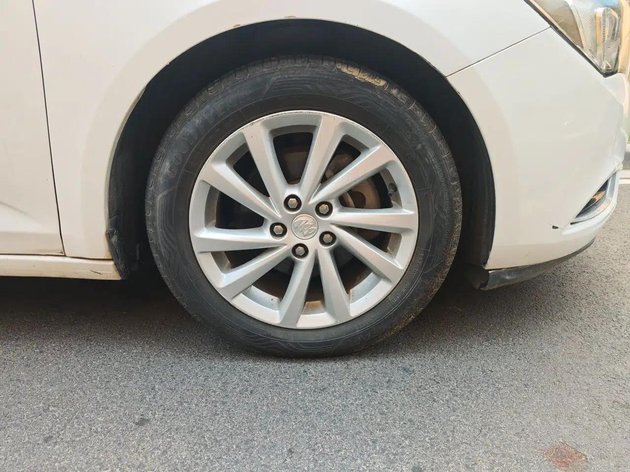 Buick Verano 2015 Sedan 15S Manual Entry-Level Model — миниатюра 8