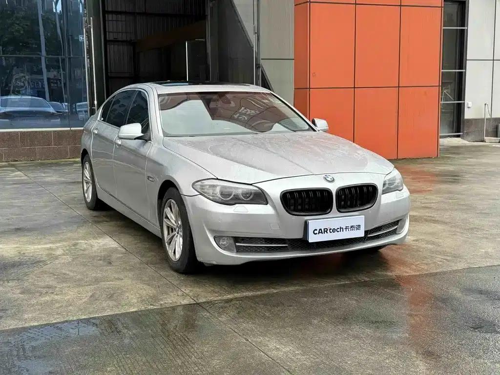 BMW 5 Series 2011 520Li Elegant Edition — миниатюра 3