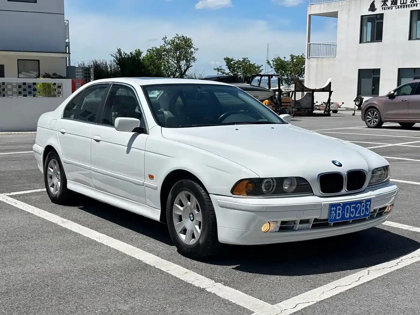 BMW 5 Series (Imported) 2003 520i — миниатюра 3