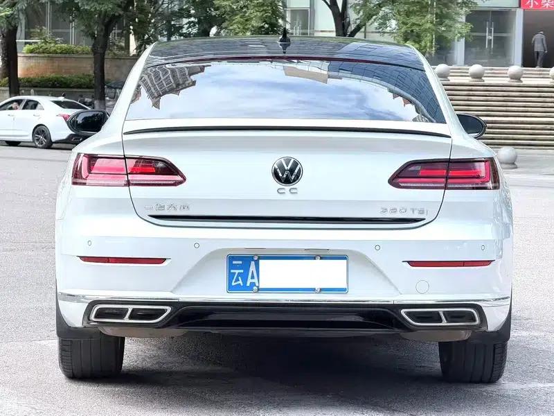 Volkswagen CC 2021 380TSI Striking Edition — миниатюра 4