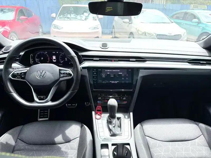 Volkswagen CC 2021 380TSI Striking Edition — миниатюра 6