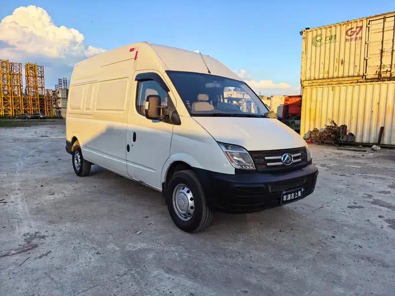 Xintu V80 2016 2.5T Manual Front-Wheel Drive 3-Seater Factory Custom Edition — миниатюра 3