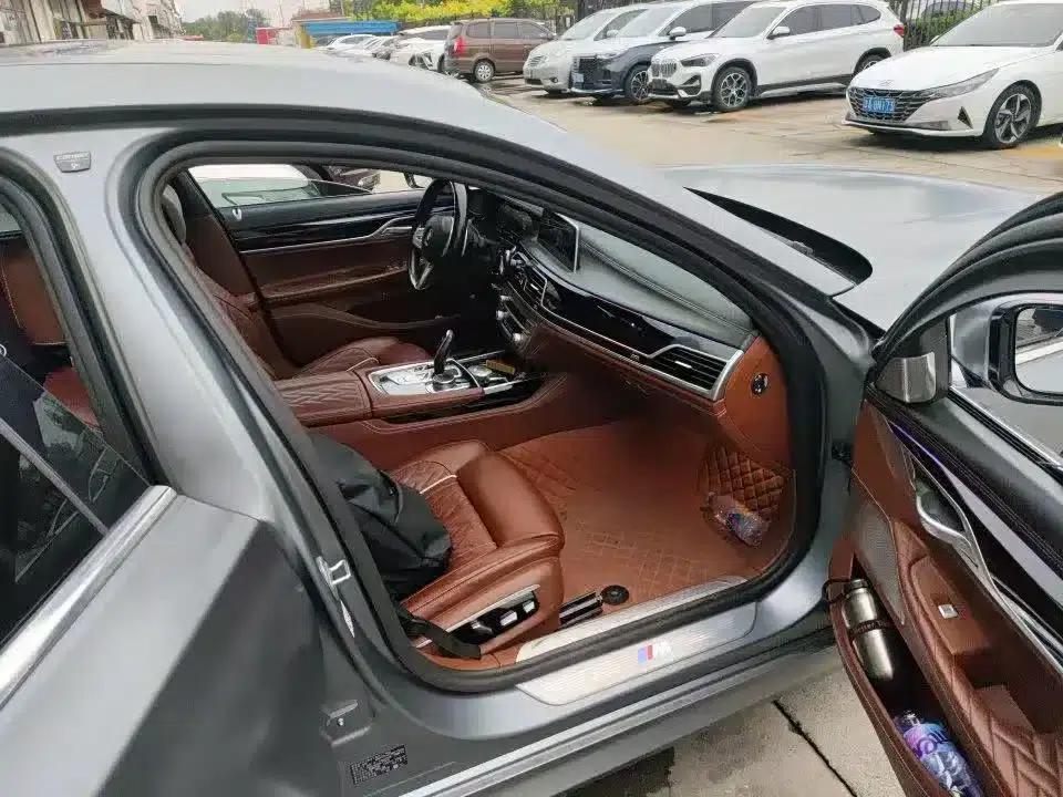 2021 BMW 7 Series 740Li xDrive Executive M Sport Package — миниатюра 5