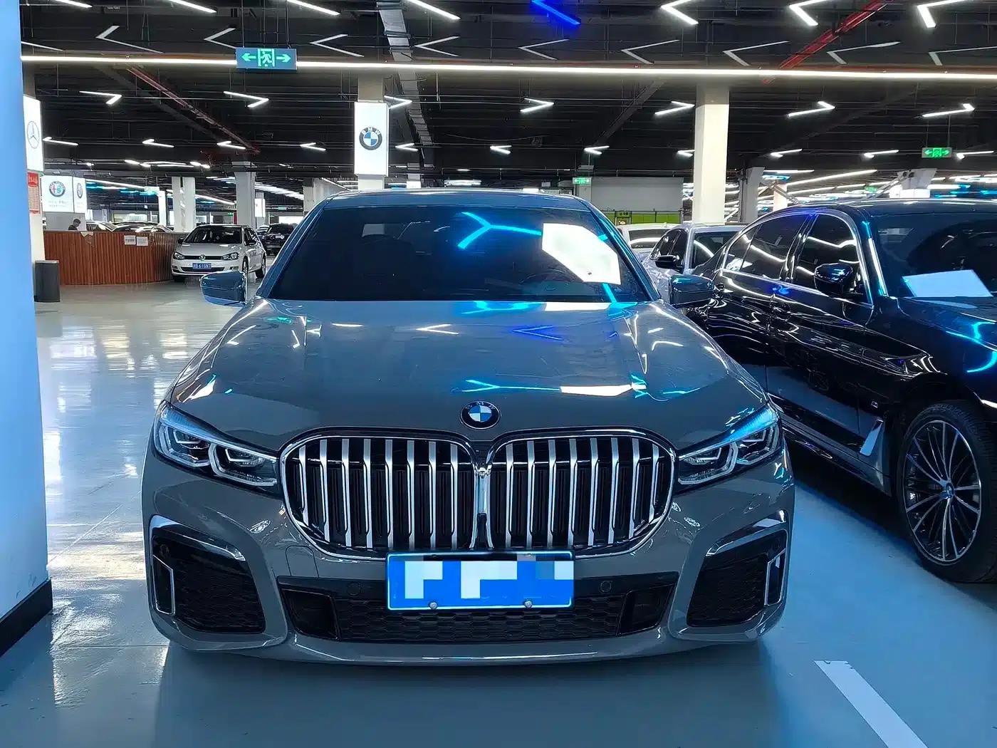 2021 BMW 7 Series 740Li Leading Edition M Sport Package — миниатюра 2