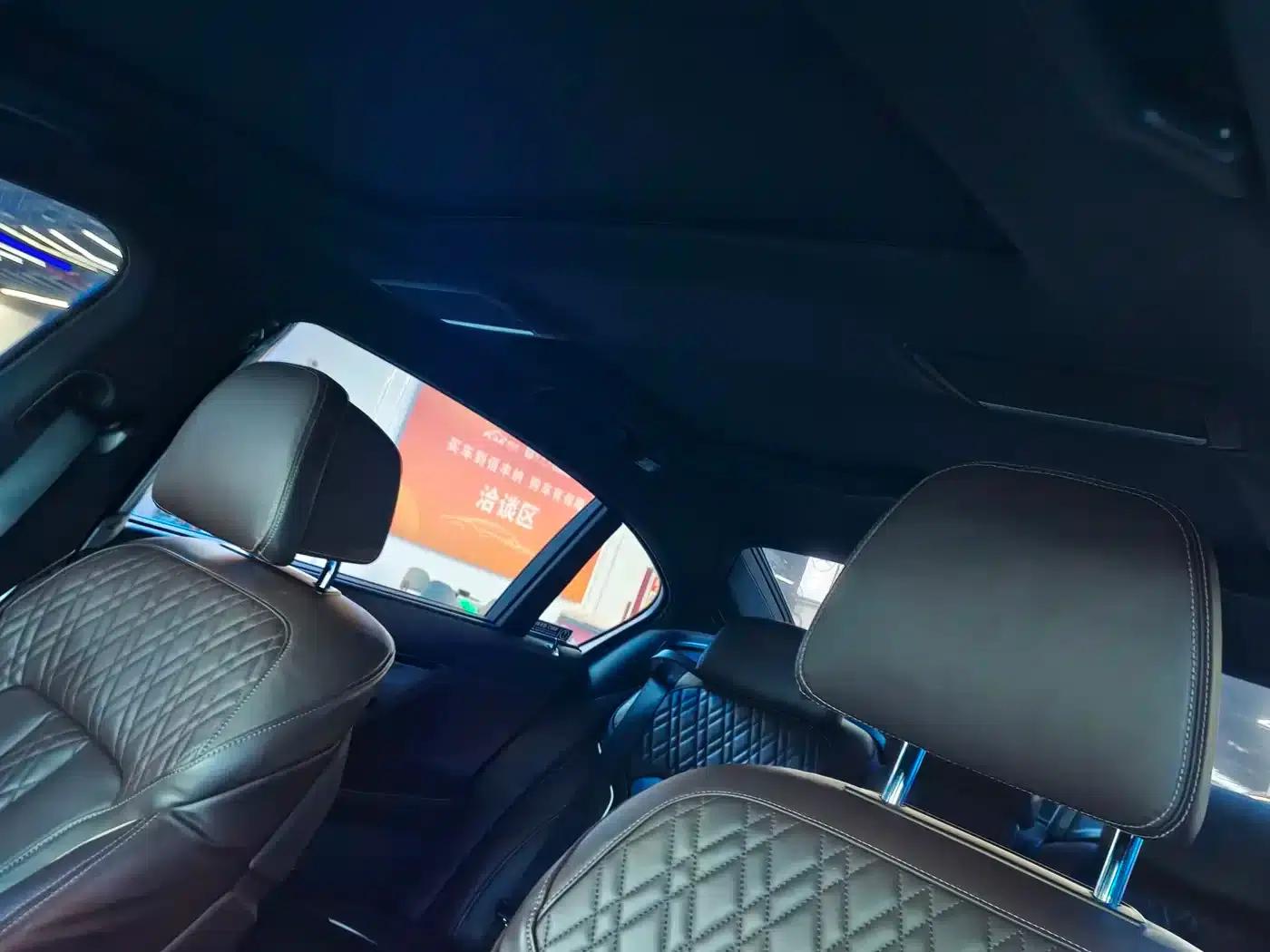 2021 BMW 7 Series 740Li Leading Edition M Sport Package — миниатюра 13