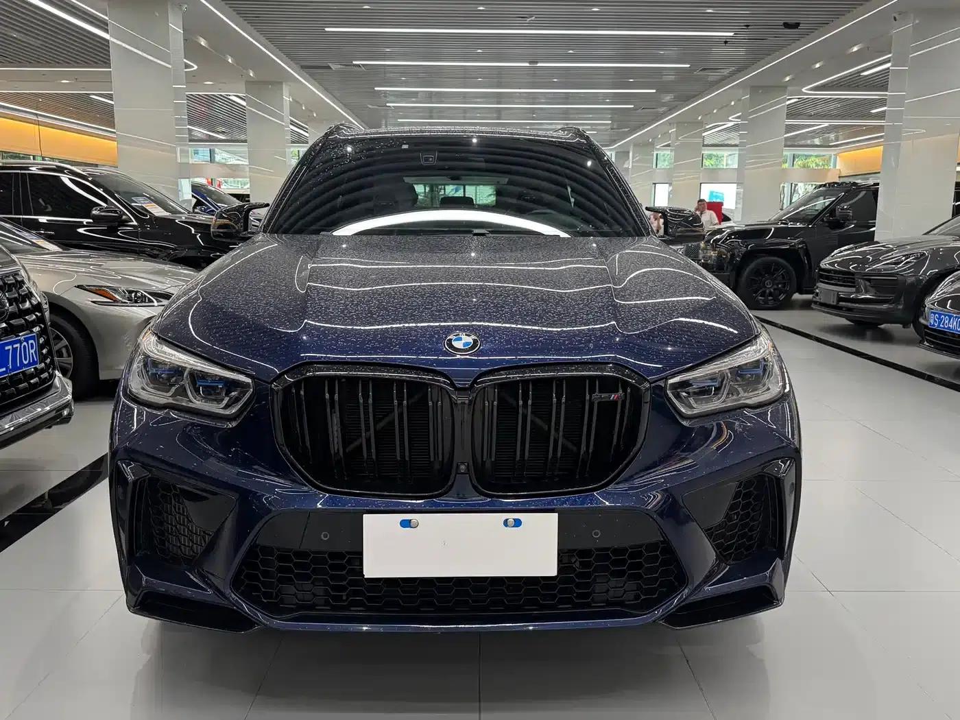 2022 BMW X5 M — миниатюра 2