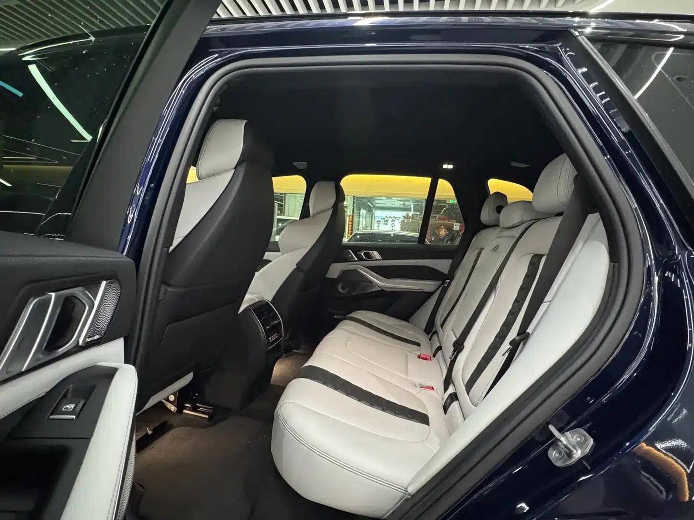 2022 BMW X5 M — миниатюра 6
