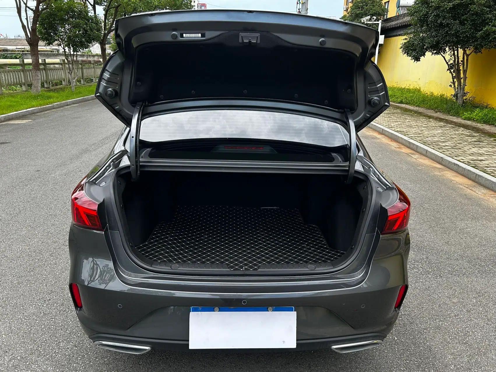 CHANGAN Eado 2025 PLUS 1.4T Dual-Clutch High-Energy Version — миниатюра 19