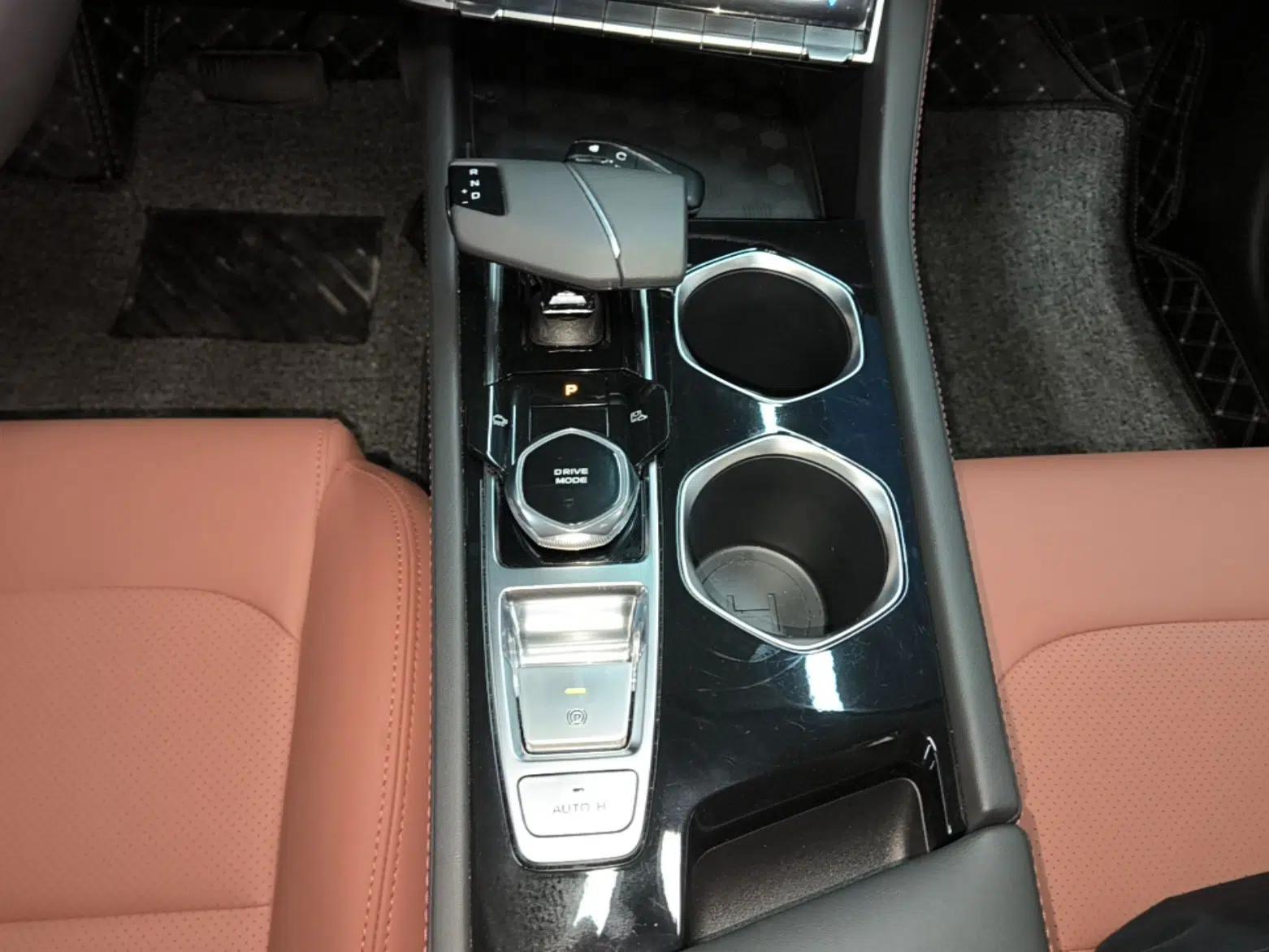 CHANGAN Eado 2025 PLUS 1.4T Dual-Clutch High-Energy Version — миниатюра 25