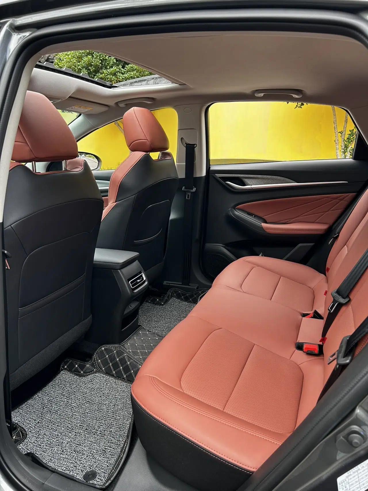 CHANGAN Eado 2025 PLUS 1.4T Dual-Clutch High-Energy Version — миниатюра 33
