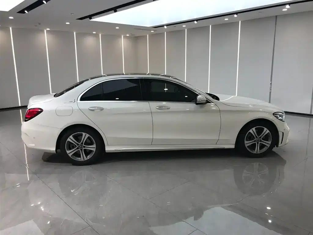 Mercedes-Benz C-Class 2020 Facelift C 260 L Sport Edition — миниатюра 23