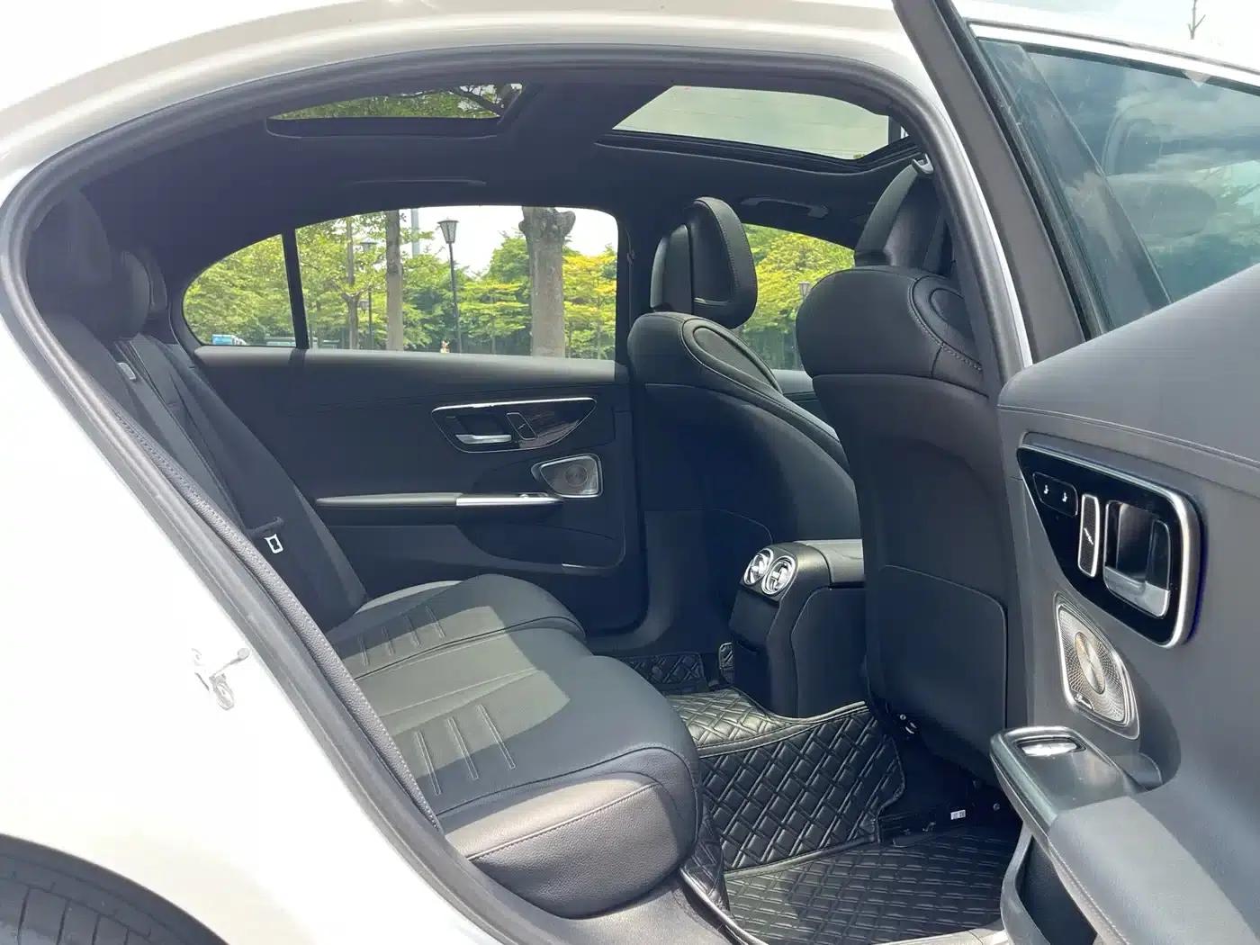 Mercedes-Benz C-Class 2024 Facelift C 260 L Sport Edition — миниатюра 14