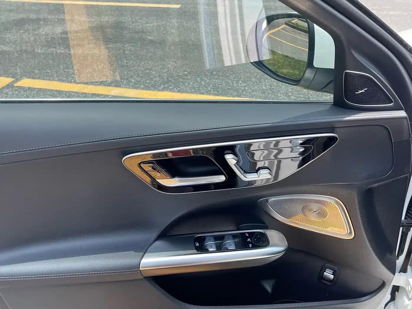 Mercedes-Benz C-Class 2024 Facelift C 260 L Sport Edition — миниатюра 16