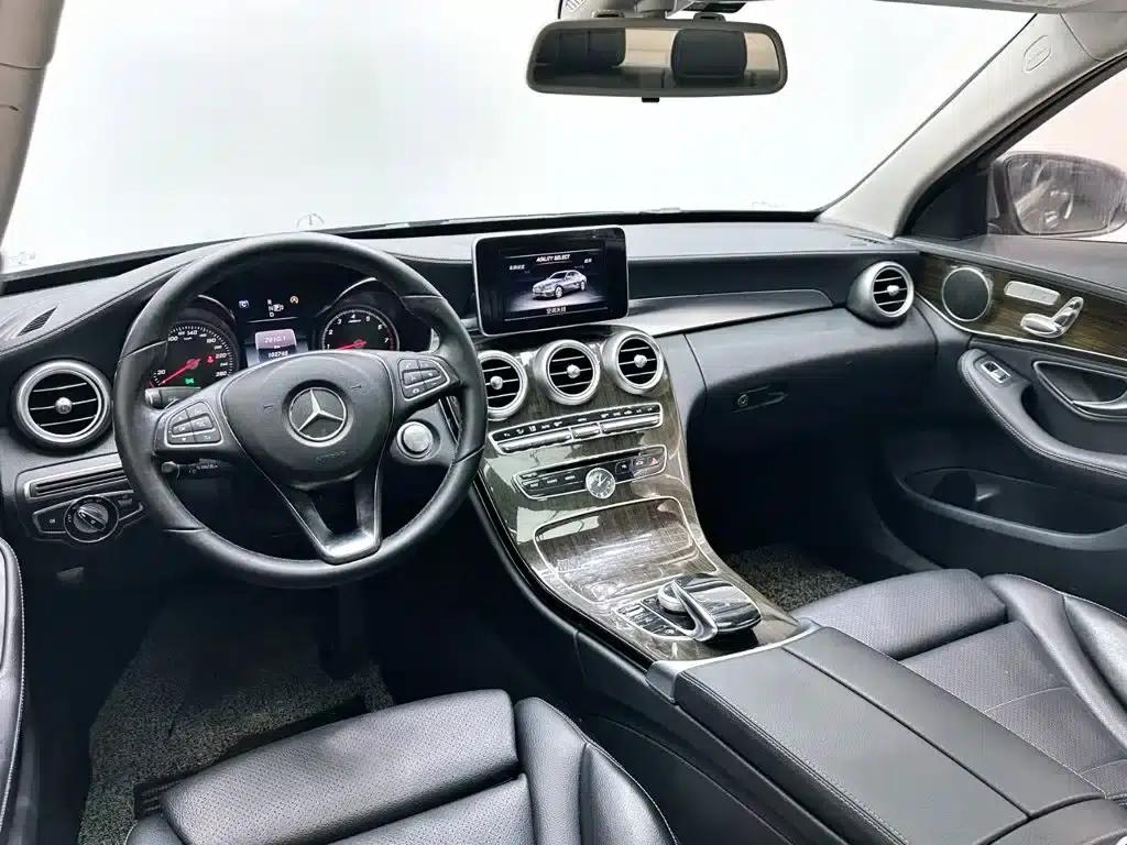 2015 Mercedes-Benz C-Class C 200 L — миниатюра 10