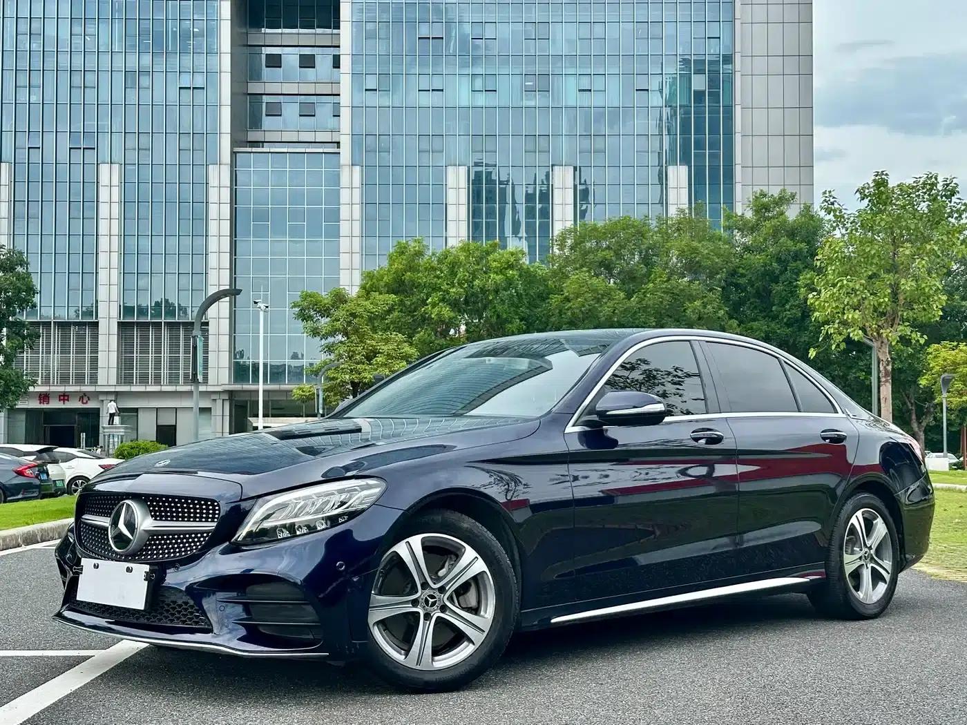 2020 Mercedes-Benz C-Class C 260 L Sport Edition — миниатюра 1