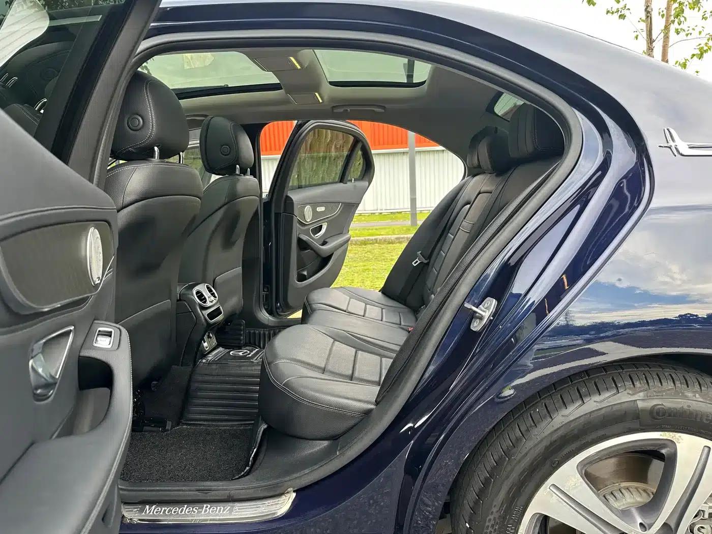 2020 Mercedes-Benz C-Class C 260 L Sport Edition — миниатюра 10