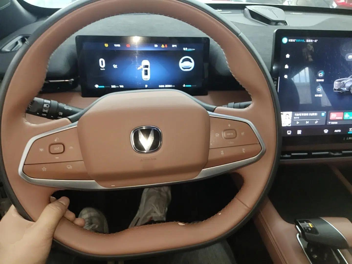 CHANGAN UNI-Z 2025 1.5T Luxury Version — миниатюра 18