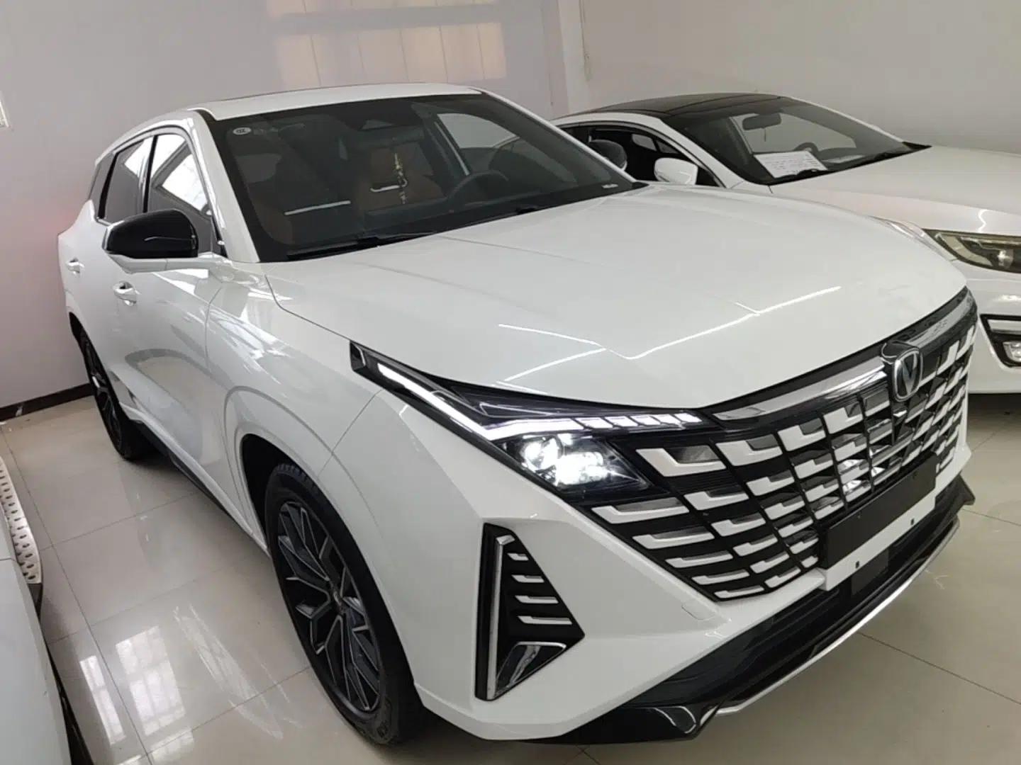 CHANGAN UNI-Z 2025 1.5T Luxury Version — миниатюра 3
