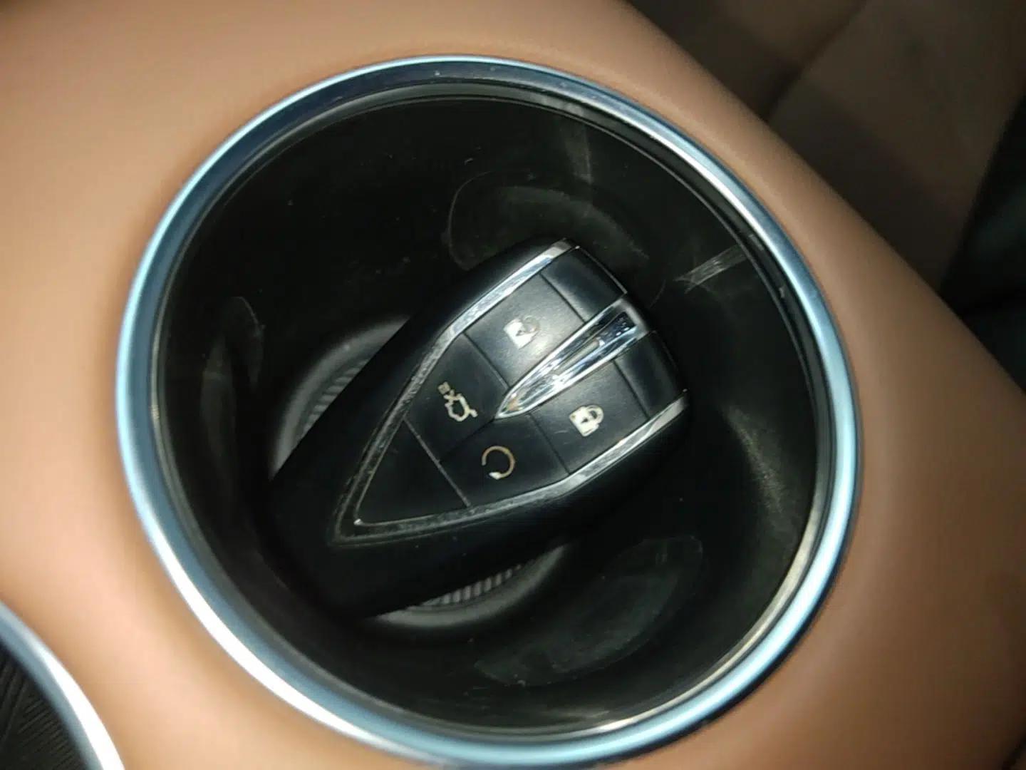 CHANGAN UNI-Z 2025 1.5T Luxury Version — миниатюра 28