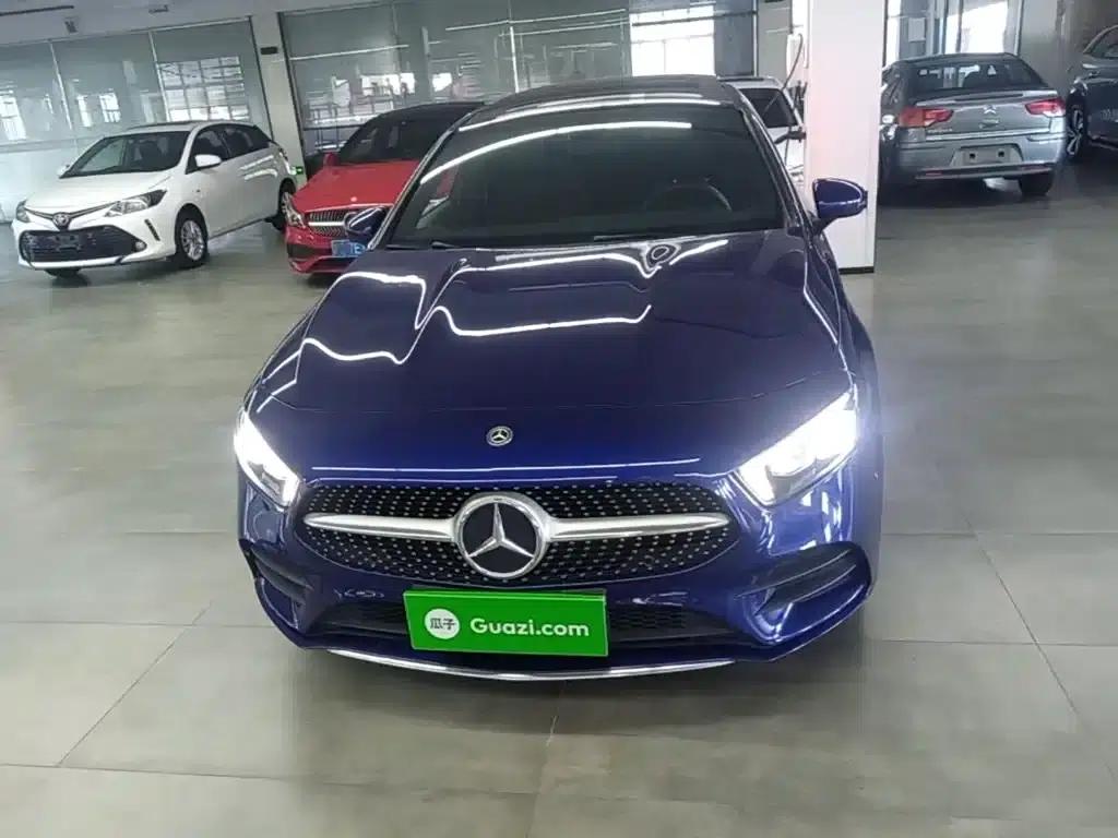 Mercedes-Benz A-Class 2020 Facelift A 200 L Sport Sedan Fashion Model — миниатюра 3