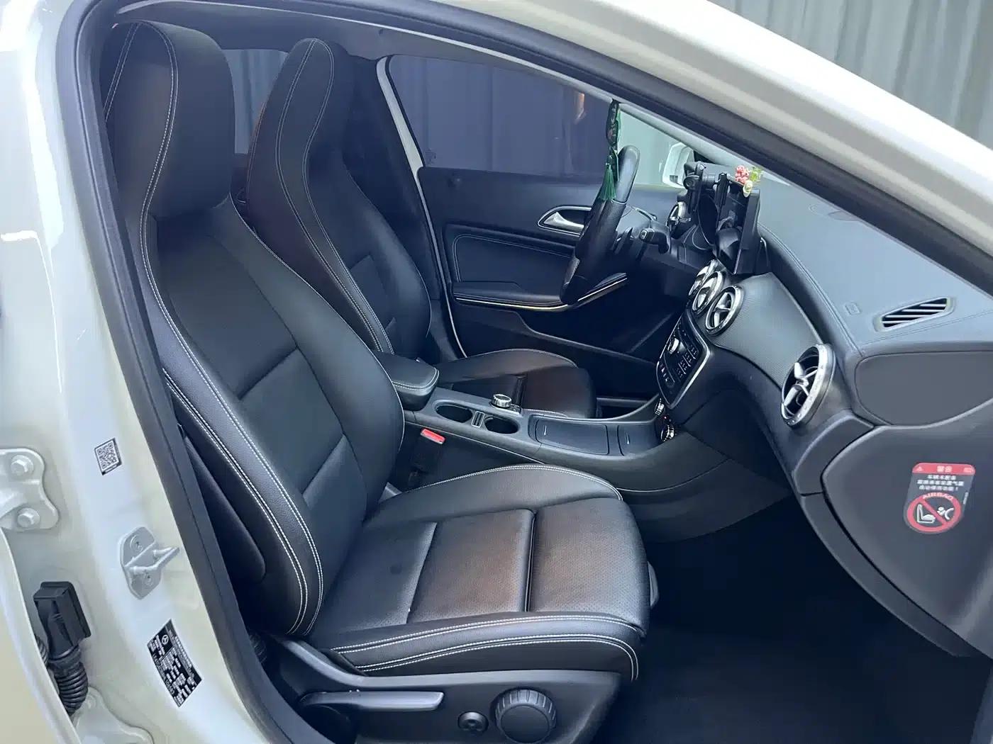 2016 Mercedes-Benz GLA 200 Fashion Edition — миниатюра 14