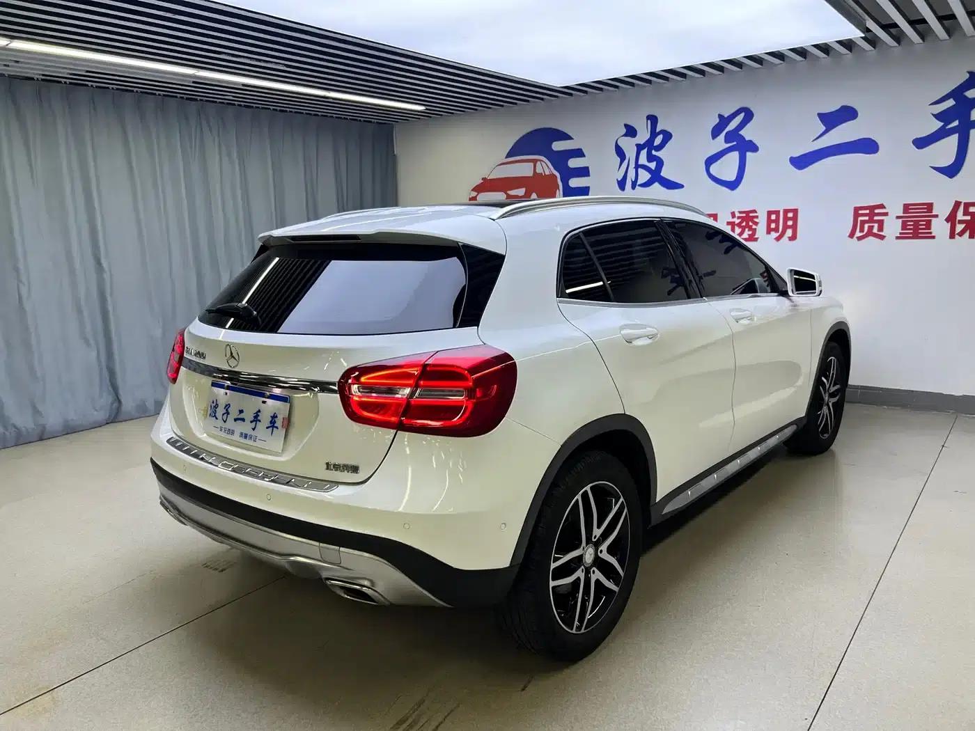 2016 Mercedes-Benz GLA 200 Fashion Edition — миниатюра 18