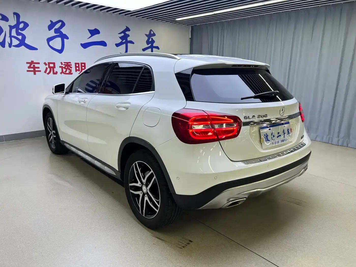 2016 Mercedes-Benz GLA 200 Fashion Edition — миниатюра 20