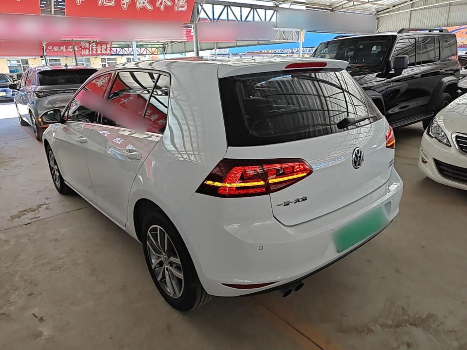 Volkswagen Golf 2017 230TSI Automatic Luxury Million-Vehicle Commemorative Edition — миниатюра 4