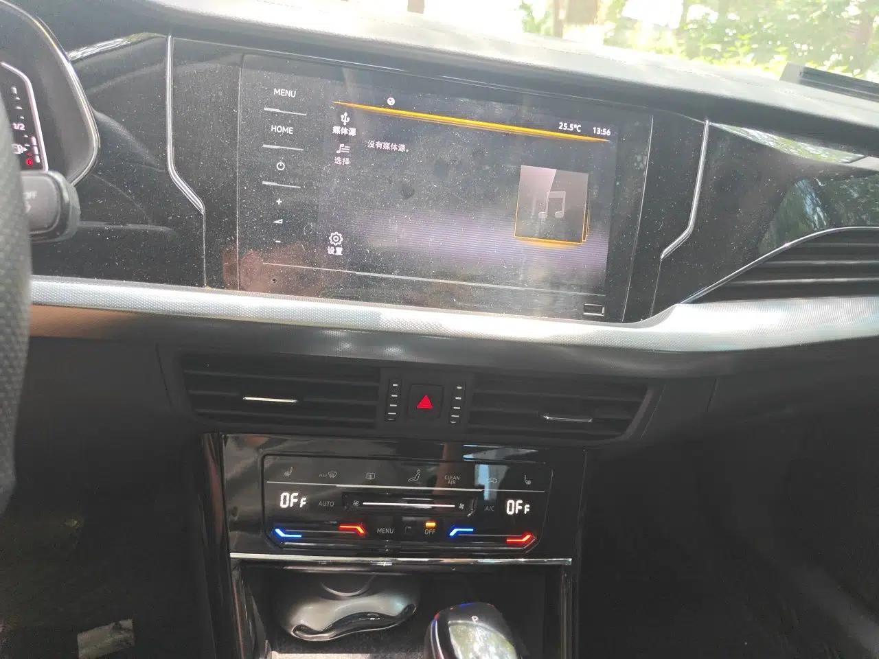 Volkswagen Passat 2023 330TSI Starry Elite Edition — миниатюра 13