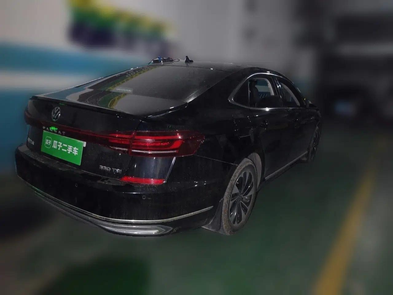 Volkswagen Passat 2023 330TSI Starry Elite Edition — миниатюра 6