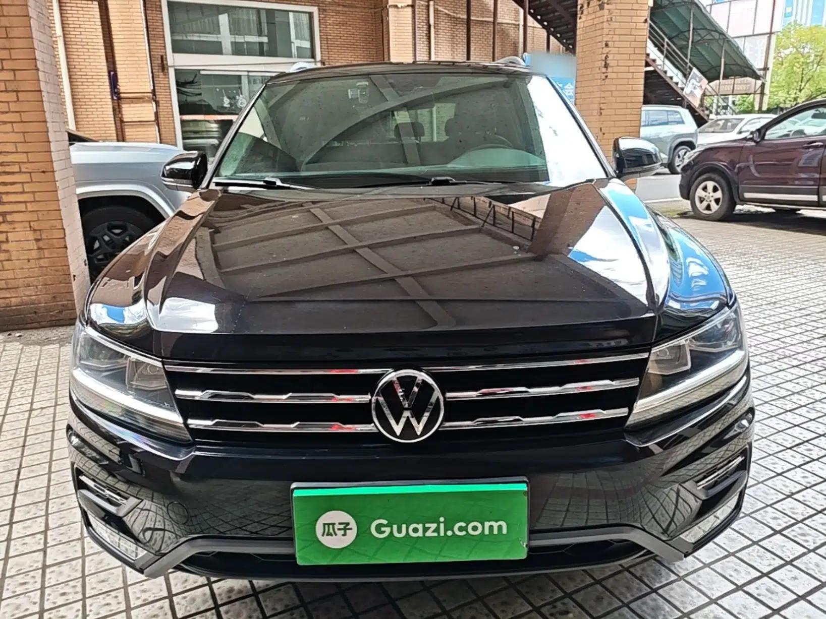 Volkswagen Tiguan L 2021 330TSI Automatic Two-Wheel Drive Smart Edition — миниатюра 2