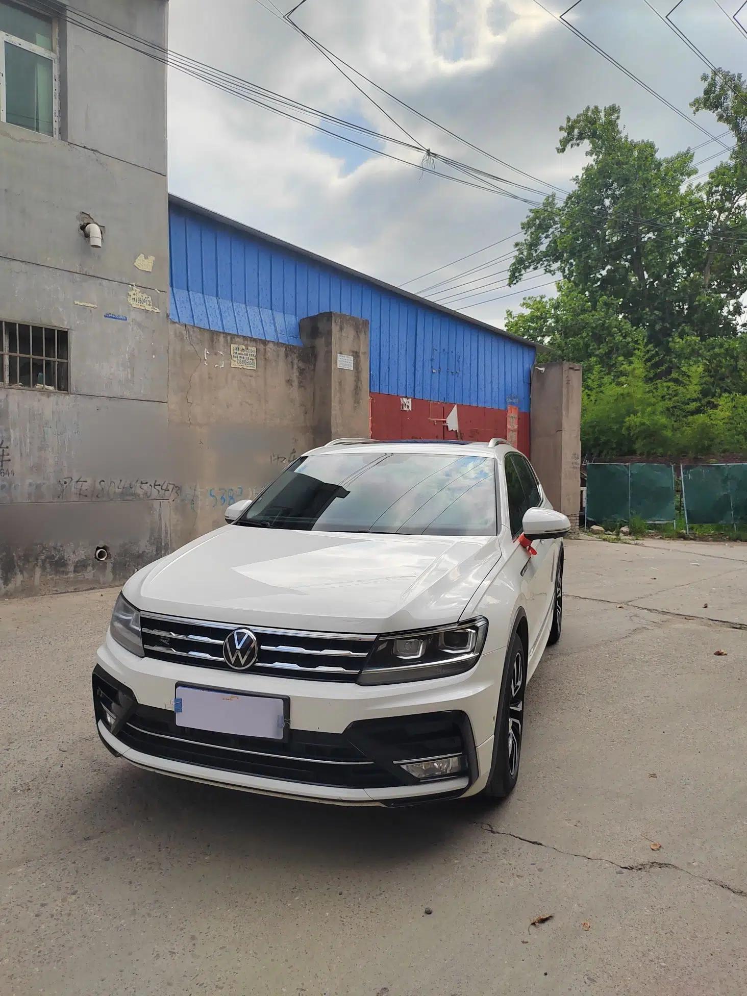 Volkswagen Tiguan L 2021 330TSI Automatic Two-Wheel Drive R-Line Enhanced Edition — миниатюра 7