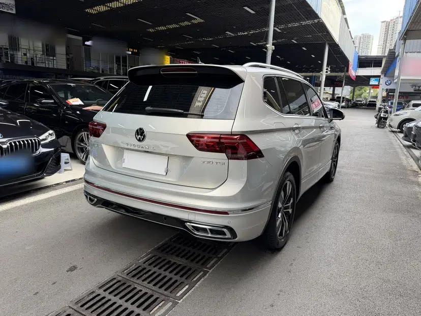 Volkswagen Tiguan L 2022 330TSI Automatic Two-Wheel Drive R-Line Enhanced Edition — миниатюра 15