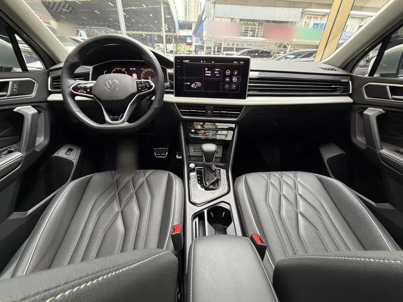 Volkswagen Tiguan L 2022 330TSI Automatic Two-Wheel Drive R-Line Enhanced Edition — миниатюра 35