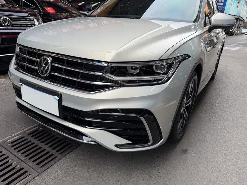Volkswagen Tiguan L 2022 330TSI Automatic Two-Wheel Drive R-Line Enhanced Edition — миниатюра 8