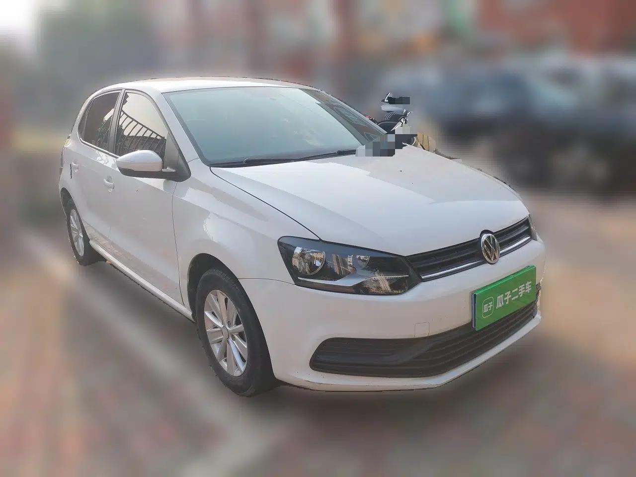 Volkswagen Polo 2014 1.4L Manual Fashion Edition — миниатюра 3