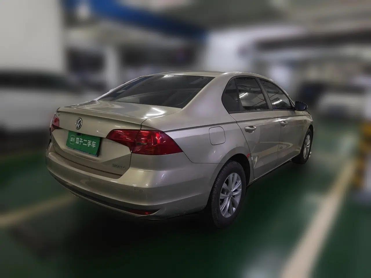 Volkswagen Bora 2016 1.6L Automatic Fashion Model — миниатюра 4