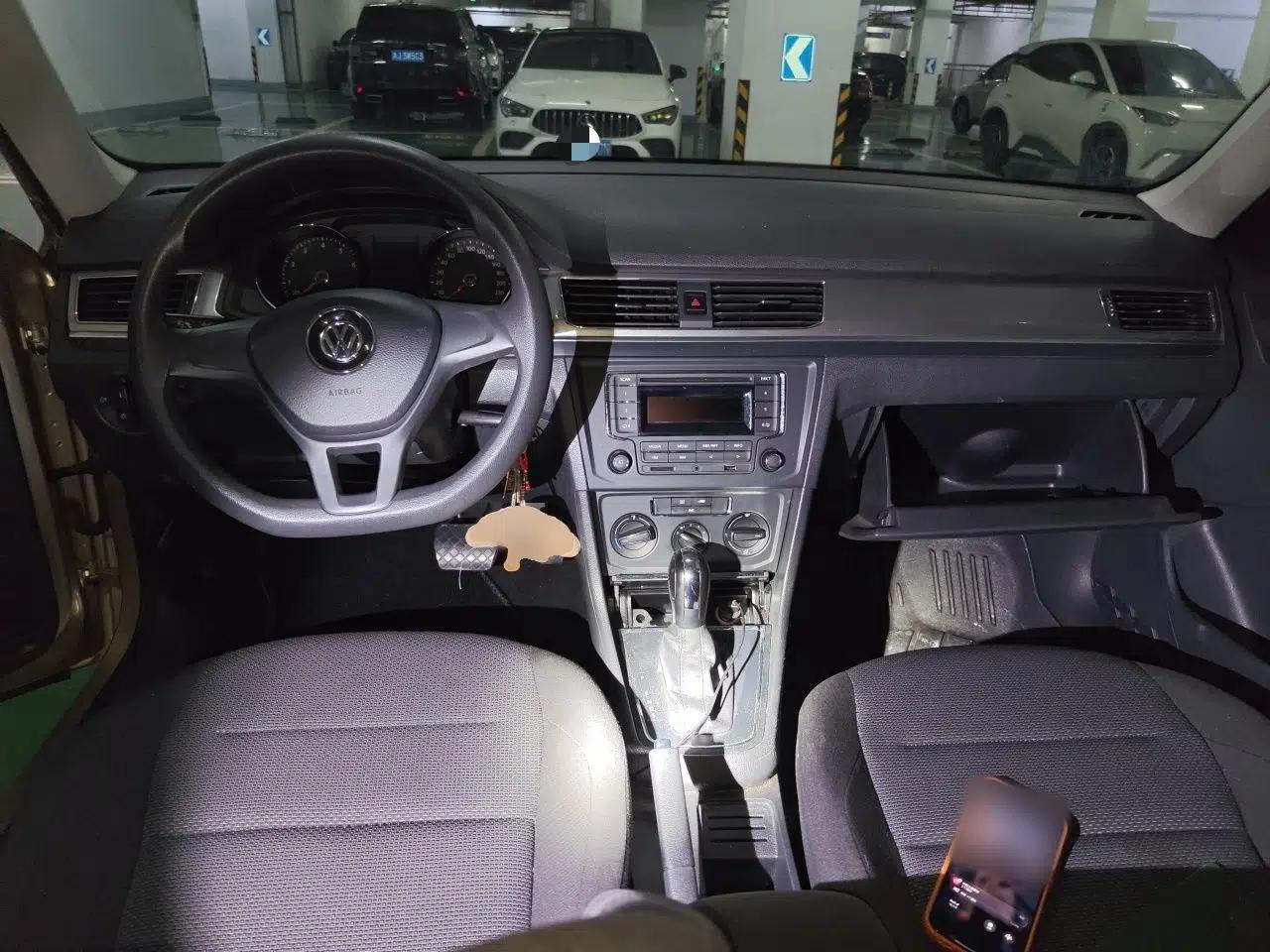 Volkswagen Bora 2016 1.6L Automatic Fashion Model — миниатюра 6