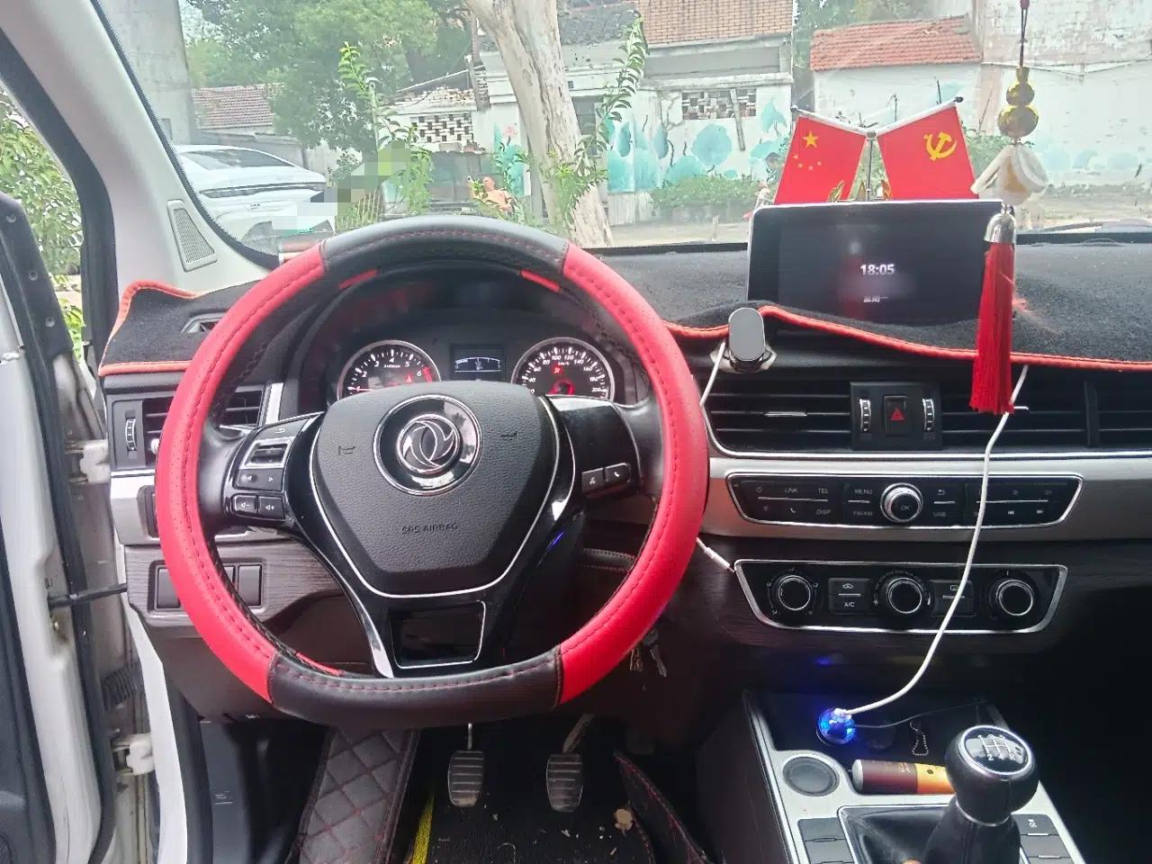 FORTHING SX6 2018 1.6L Manual Luxury Model — миниатюра 10