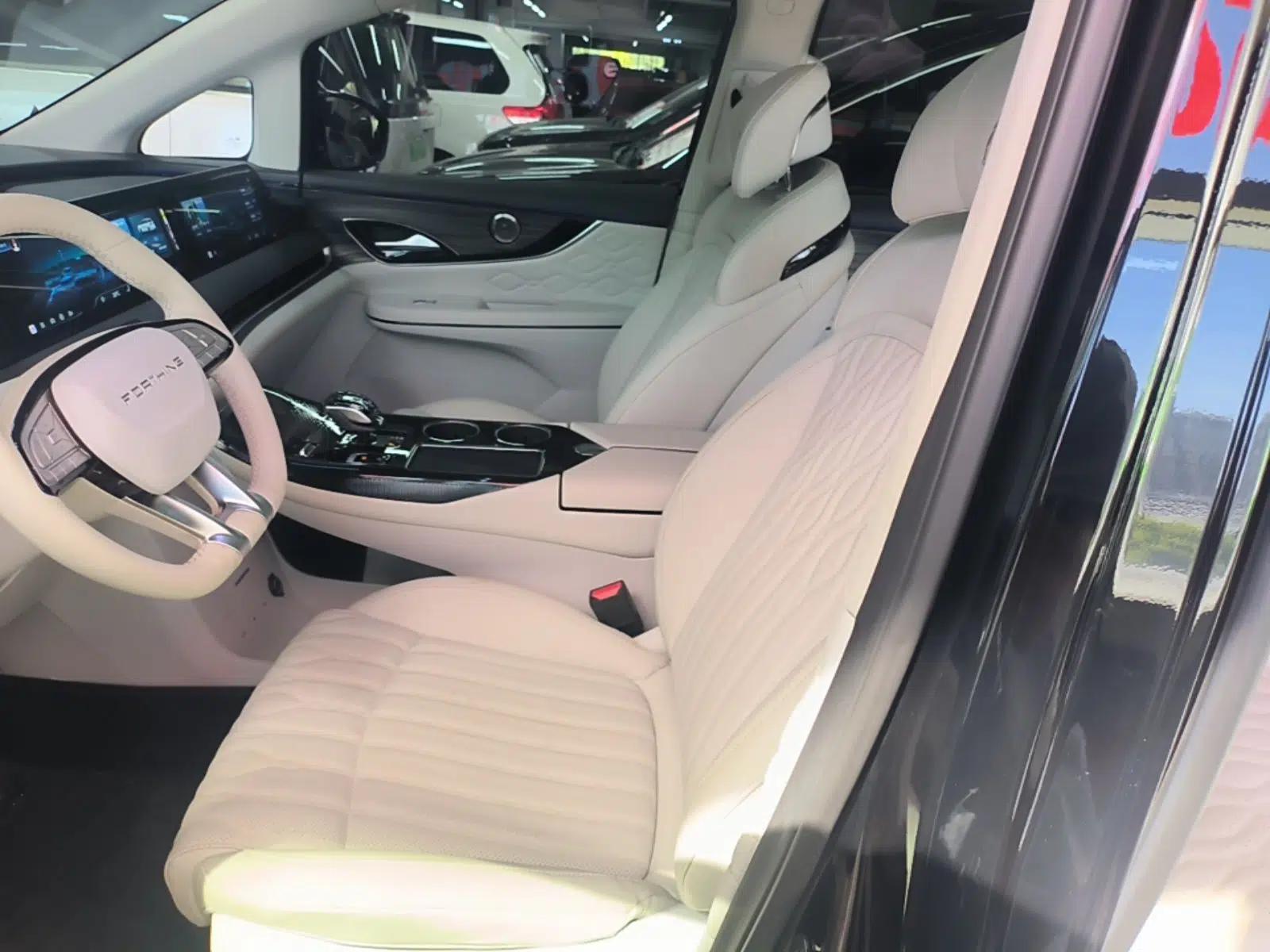 FORTHING Xinghai V9 2024 1.5TD 200km Qingyunti Series Premium Version — миниатюра 17