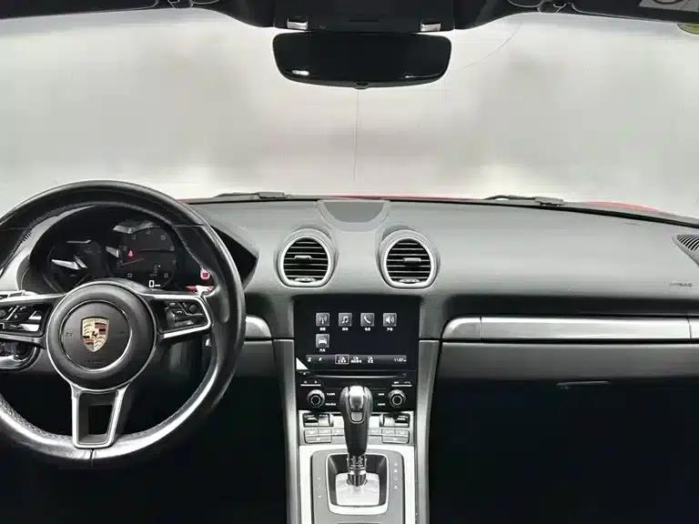 Porsche 718 Cayman 2020 2.0T — миниатюра 13