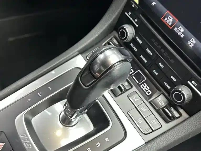 Porsche 718 Cayman 2020 2.0T — миниатюра 14