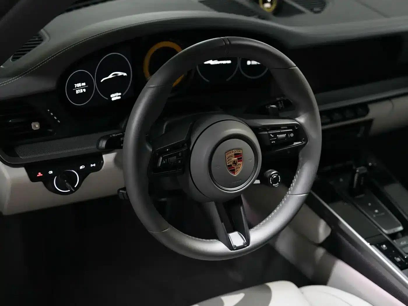 2023 Porsche 911 Carrera 3.0T — миниатюра 18