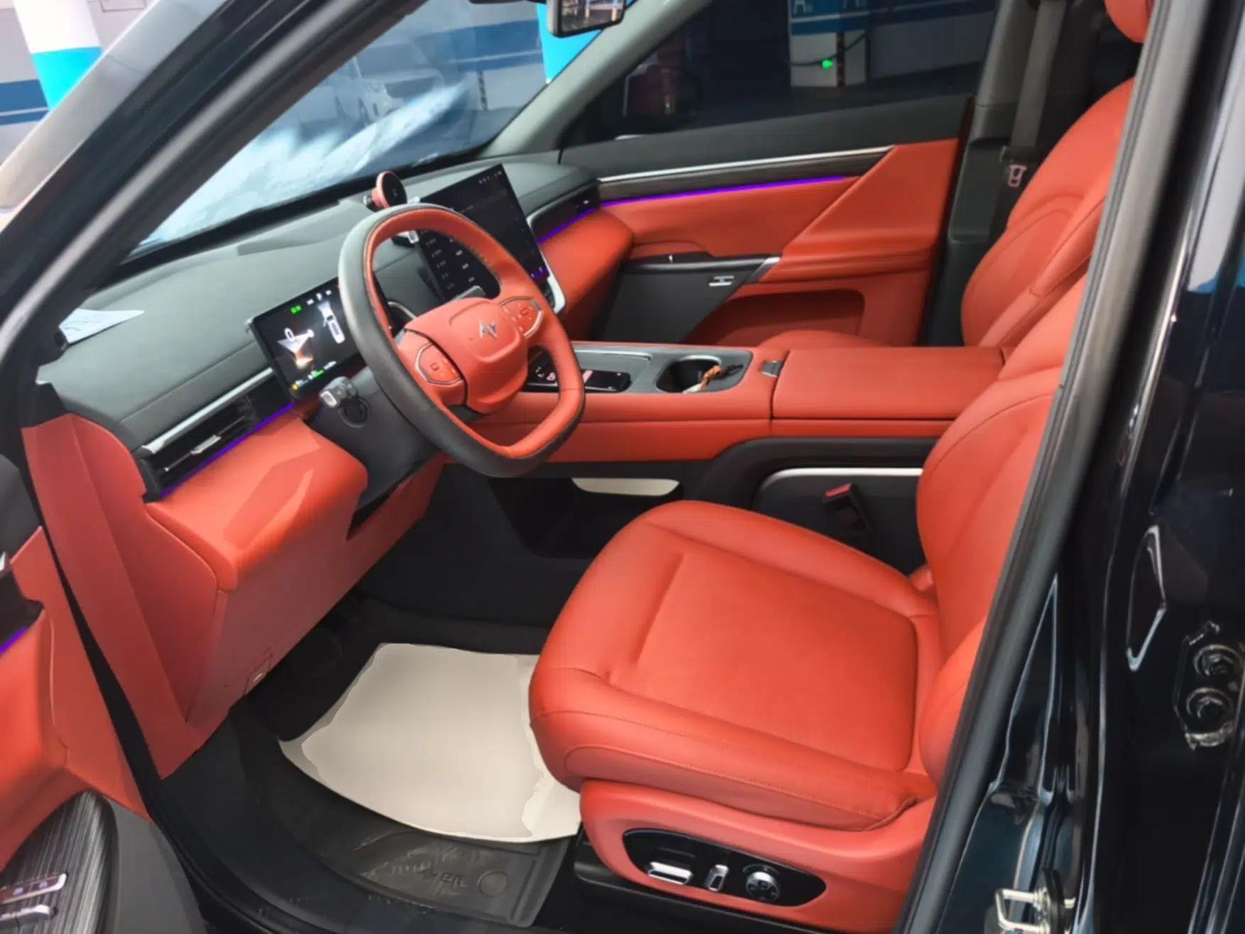 Dongfeng eπ eπ008 2025 210Ultra LikeYi Edition 6-Seater — миниатюра 17