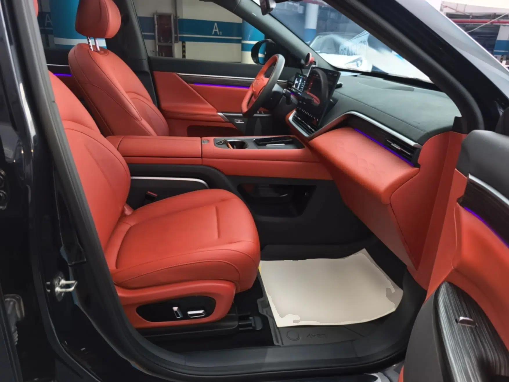 Dongfeng eπ eπ008 2025 210Ultra LikeYi Edition 6-Seater — миниатюра 19