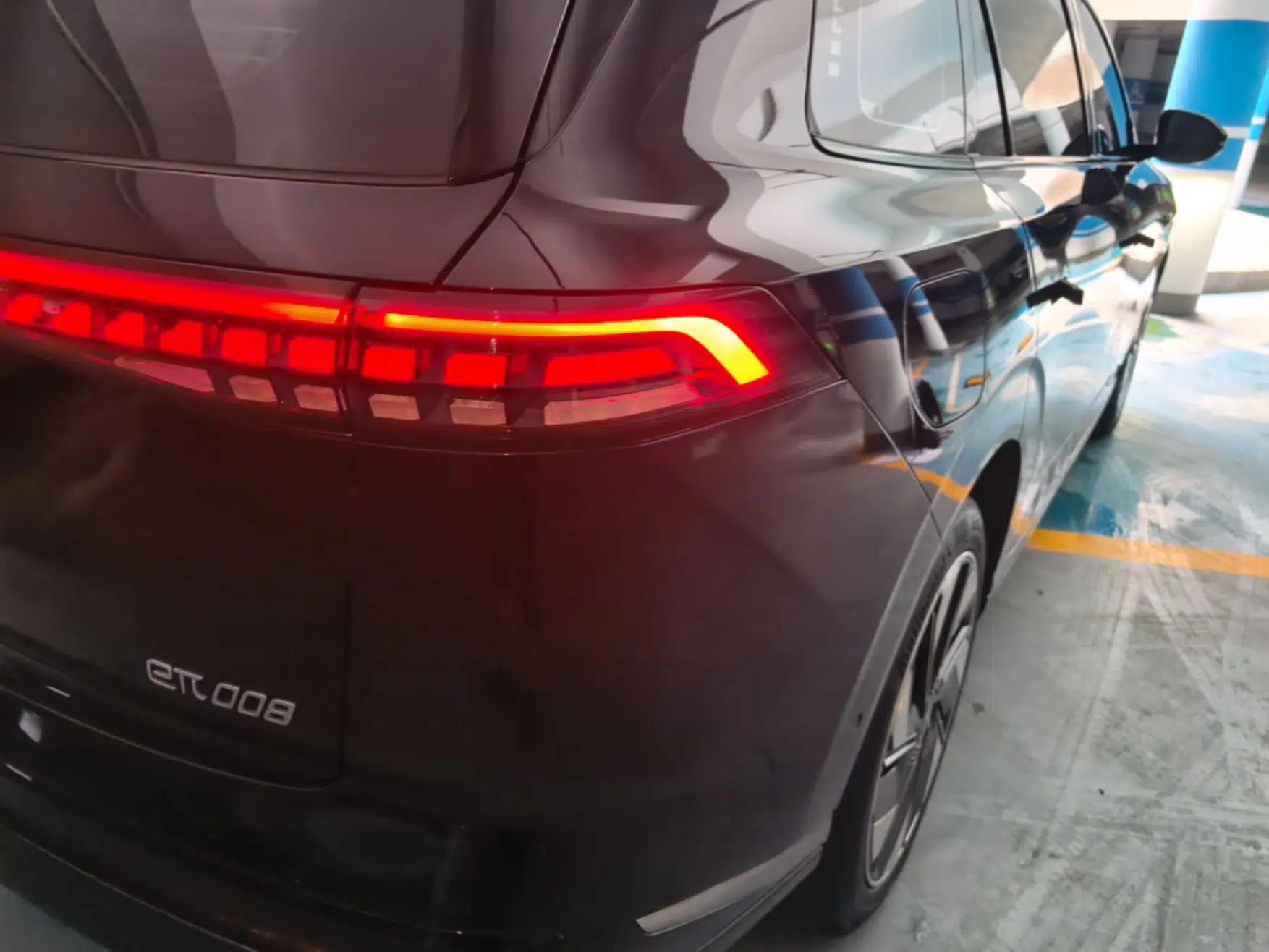 Dongfeng eπ eπ008 2025 210Ultra LikeYi Edition 6-Seater — миниатюра 9