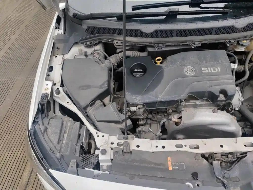 Buick Verano 2017 Sedan 15S Automatic Leading Edition — миниатюра 21