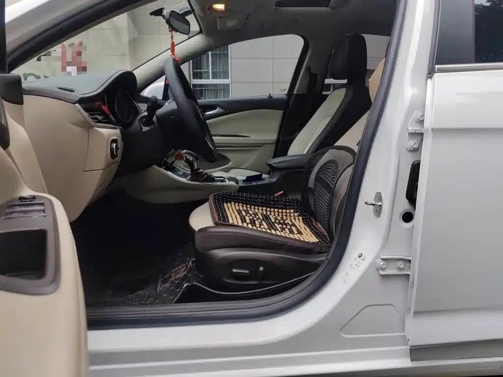 Buick Verano 2017 Sedan 15S Automatic Leading Edition — миниатюра 8