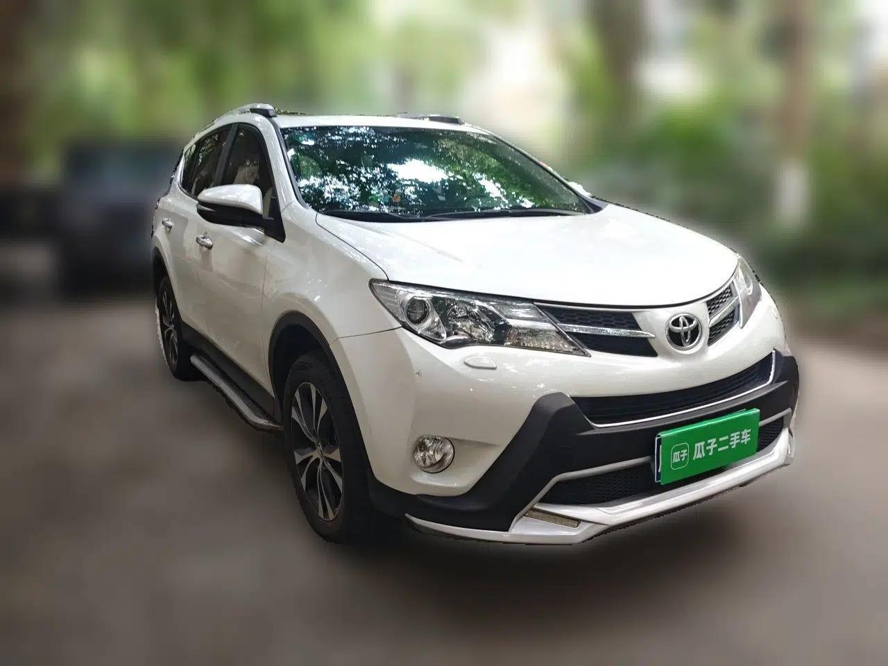 Toyota RAV4 2015 2.5L Automatic 4x4 Elite Edition — миниатюра 3