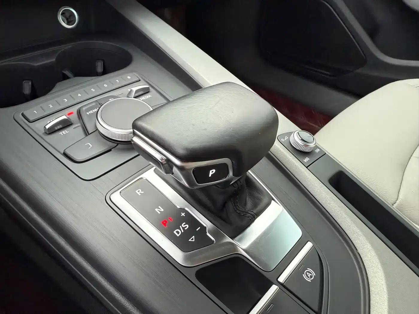 Audi A4L 2017 40 TFSI Progressive — миниатюра 15